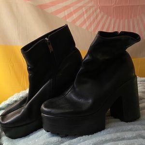 Non-branded Faux Leather Platform boots
